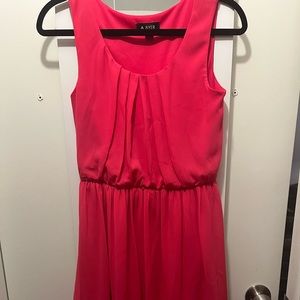 Great flowing spring/ summer dress